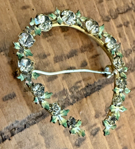 Antique victorian enamel ivy - antique,