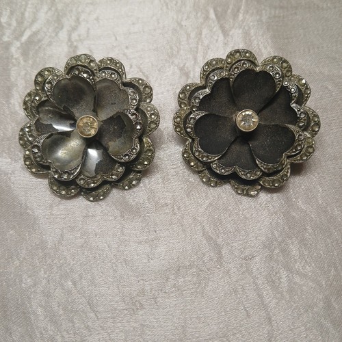 Vintage czecho slovakia - czecho, flower