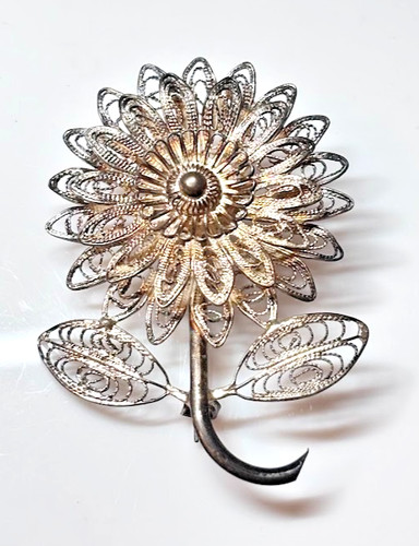 Vtg silver filigree flower - filigree,